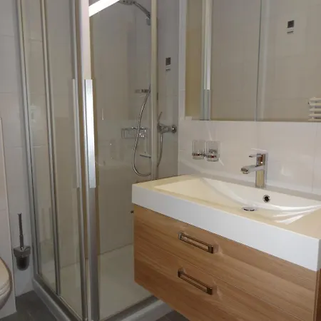 Cristaux 4 *